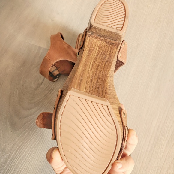 White mountain shoes - Picture 2 of 2